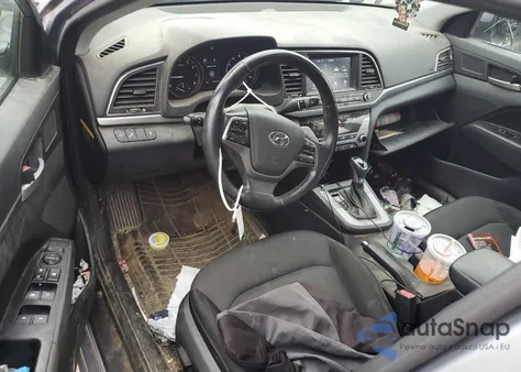 2017 Hyundai Elantra Se z USA, uszkodzony, nr VIN 5NPD84LF4HH194953